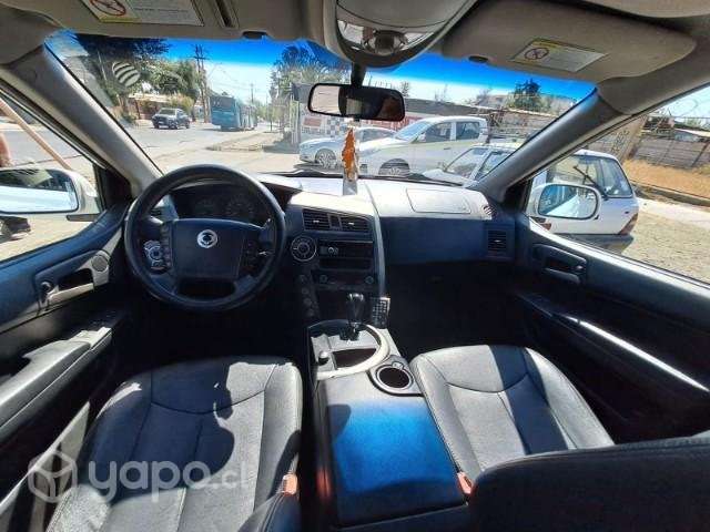 NEW KYRON 2.0 DIESEL AUTOMÁTICA 4x4