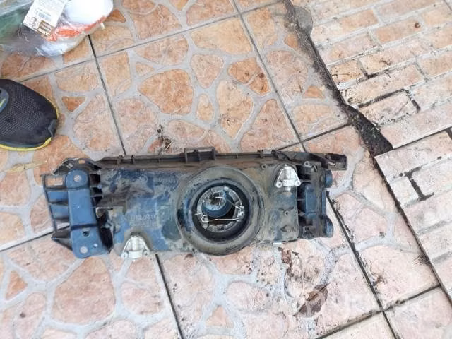 Optico lh mazda 323 1998 - Imagen 2
