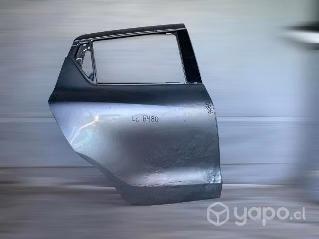 Puerta trasera rh suzuki swift 2018-2022