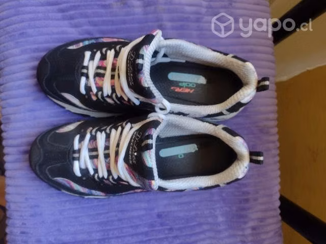 Zapatillas Skechers talla 37.5