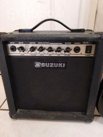Guitarra Stratocaster + Amplificador Suzuki - Imagen 6