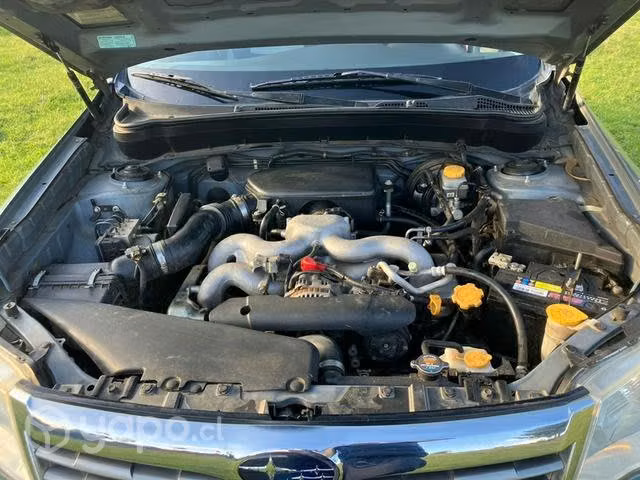 Se vende subaru forester