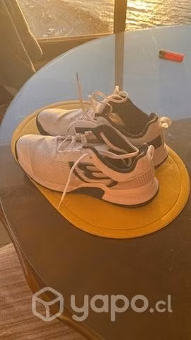 zapatillas Bullpadel nuevas