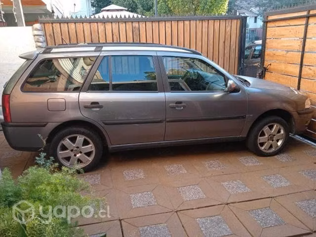 Volkswagen crossover 2005