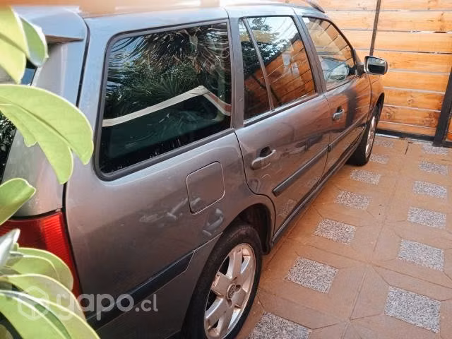Volkswagen crossover 2005