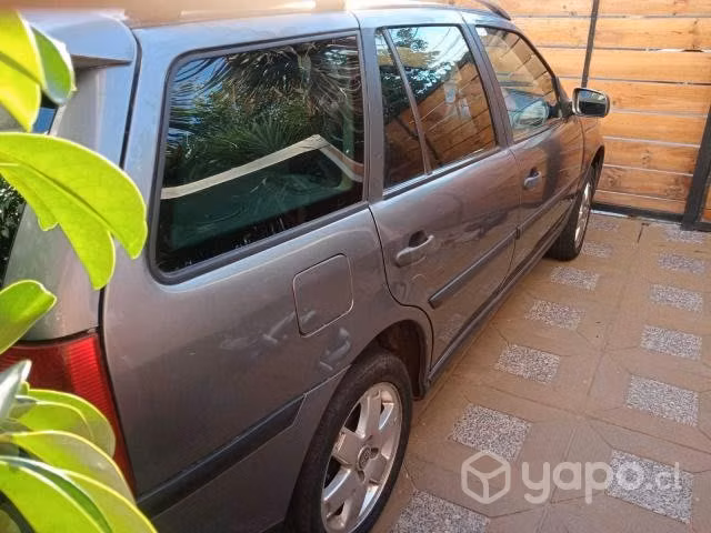 Volkswagen crossover 2005