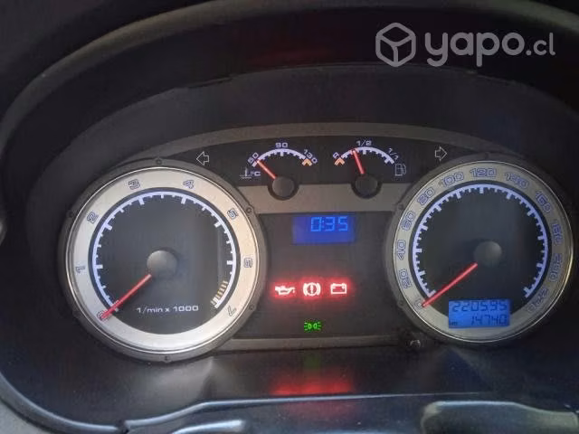 Volkswagen crossover 2005