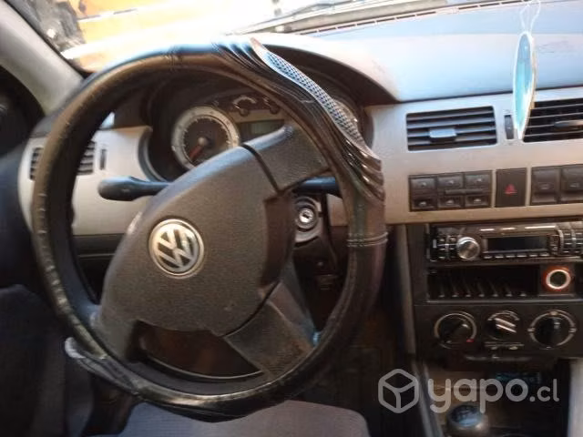 Volkswagen crossover 2005