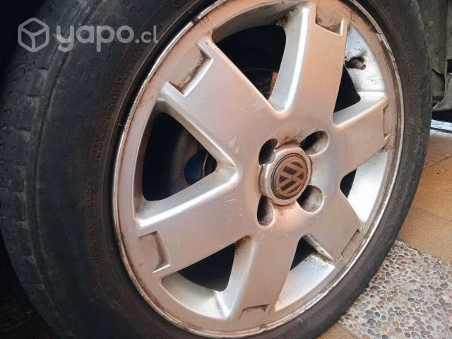 Volkswagen crossover 2005