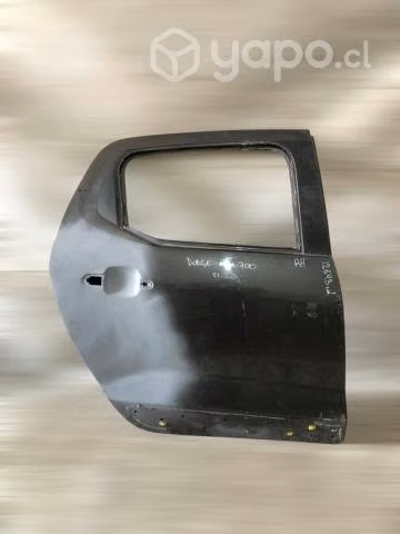 Puerta trasera rh dodge Ram 