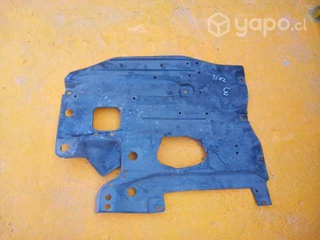 Mazda 3 2011 cubre motor inferior original envio