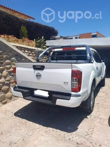 Nissan navara 2022