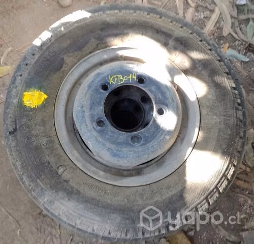 Llanta Fierro Trasera Con Neumático 5.00 R12 Kia