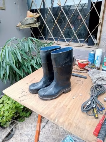 Botas punta de acero