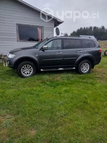 Mitsubishi Montero Sport g2