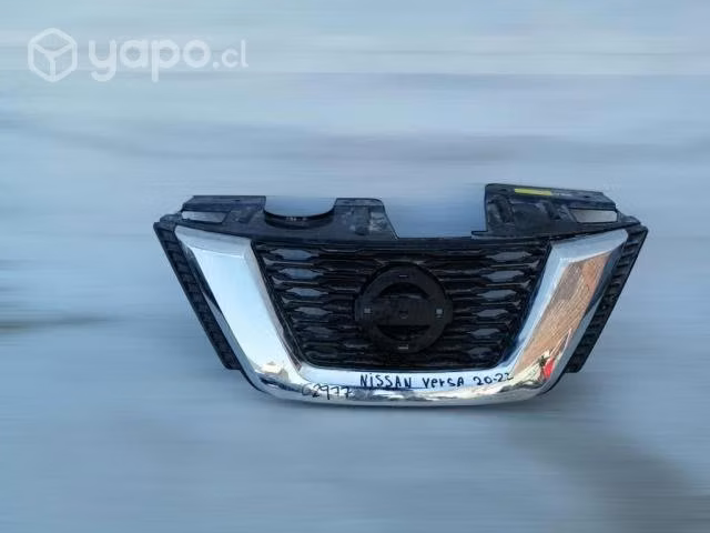 Mascara nissan versa 2020-2023