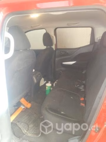 Nissan np300 2019 - Imagen 8