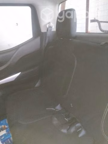 Nissan np300 2019 - Imagen 9