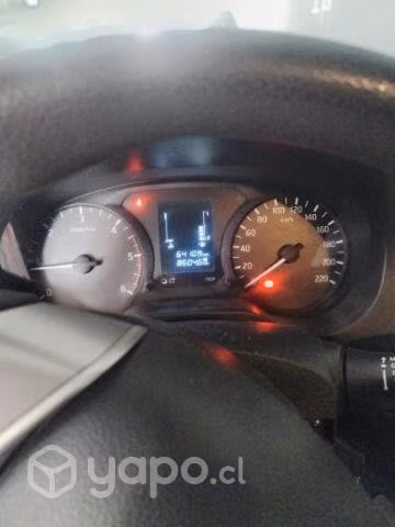 Nissan np300 2019 - Imagen 6