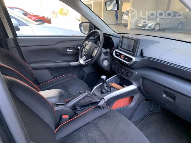 Vendo Toyota Raize 1.2 MT.E full, por cambio