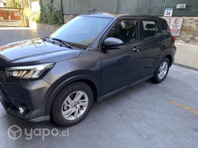 Vendo Toyota Raize 1.2 MT.E full, por cambio