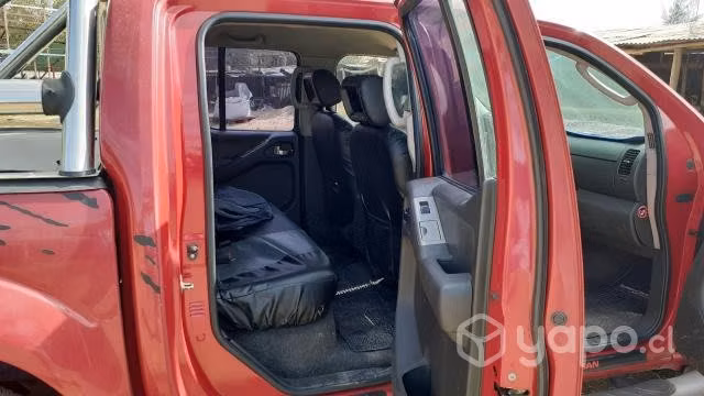 Nissan navara 2014