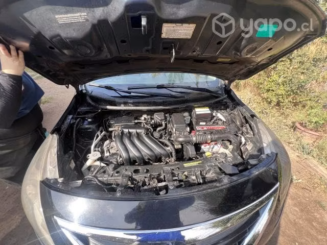 Nissan versa 2016