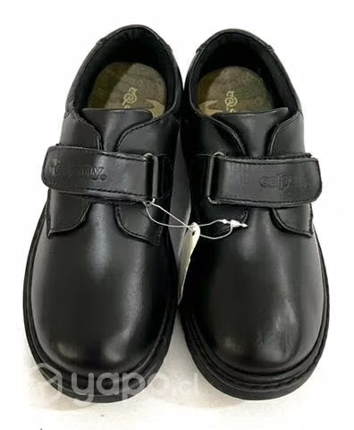 Zapato Escolar de Cuero Marca Calpany N*33 Negro