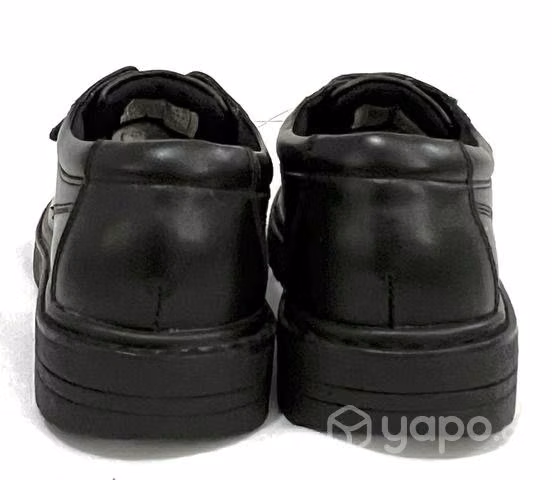 Zapato Escolar de Cuero Marca Calpany N*33 Negro