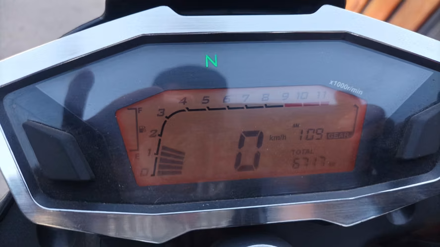 Voge 300 r