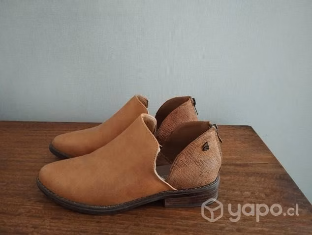 Zapatos otoño color camel - Imagen 2