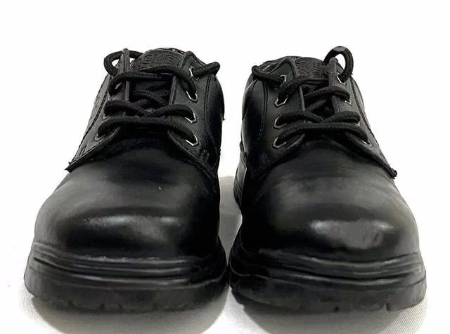 Zapato Escolar Marca Mickey Mause de Cuero N*30