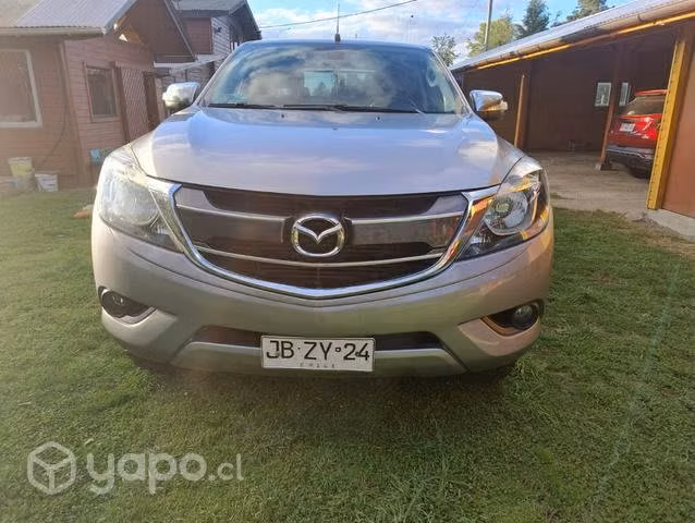 Se vende Mazda BT-50 año 2016 - Imagen 4