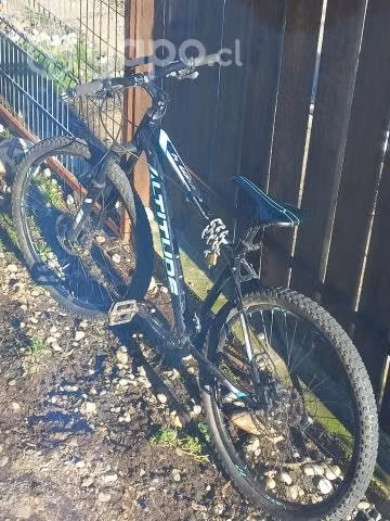 Bicicleta altitude