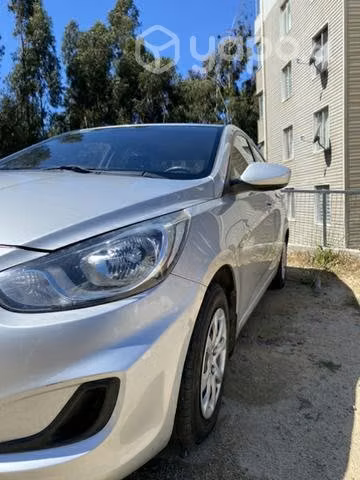Hyundai Accent 2011 AC - Imagen 5