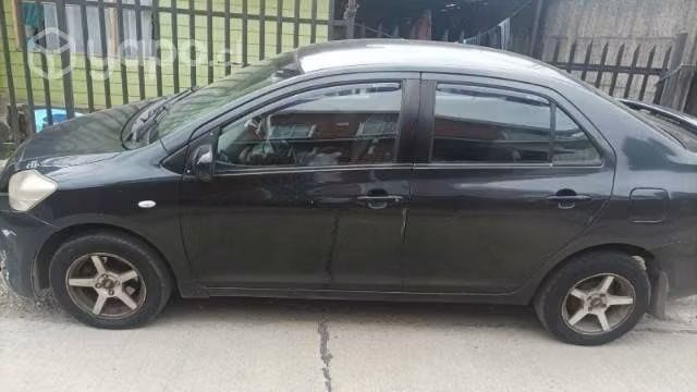 Toyota yaris 2007