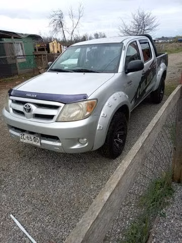 Se vende toyota hilux 2006 2.7 bencinera