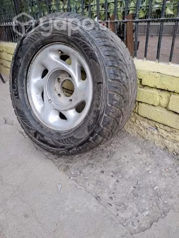 Neumático con llanta
