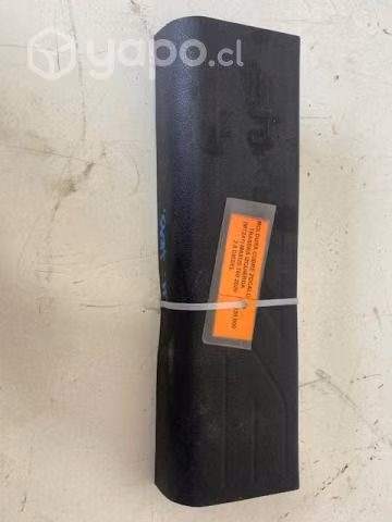 Tapiz cubre zocalo trasero izq (MT241) Maxus T60