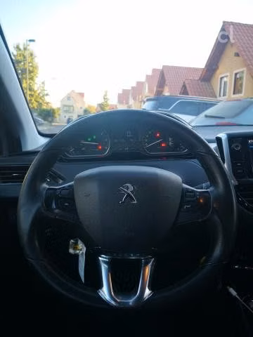 (2018) Peugeot 208 Diesel [87 mil Km]