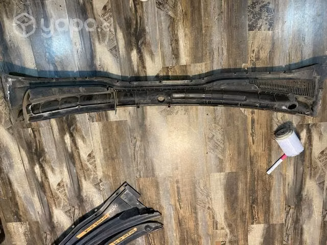 Rejilla torpedo Suzuki baleno año 1995/1999