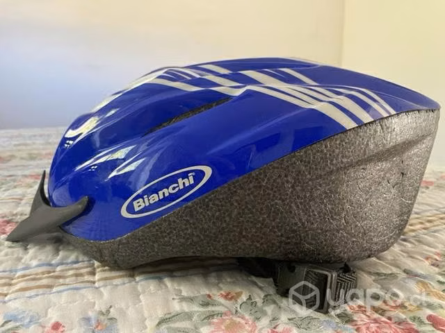 Casco de bicicleta marca Bianchi - Imagen 2
