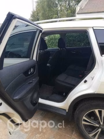 Nissan x-trail 2019