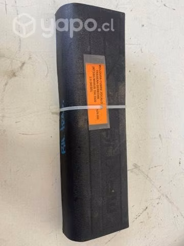 Tapiz cubre zocalo tras der (MT242) Maxus T60 2020