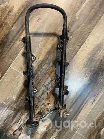 Riel de inyección Toyota 4 runner 4.0 año 05/09