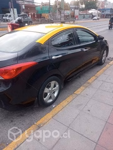 Se vende taxi Hyundai elantra