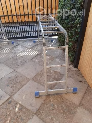 Escalera articulada