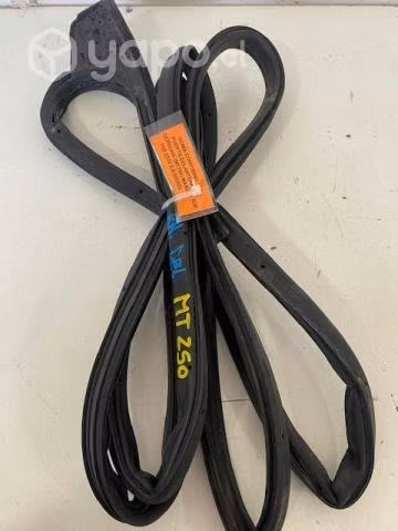 Goma contorno puerta del der (MT250) Maxus T60 2.8