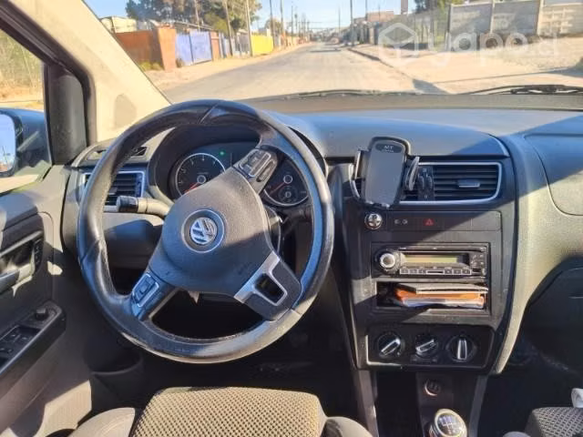 Volkswagen Suran , año 2011