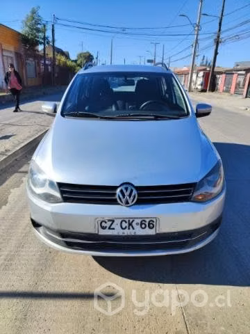 Volkswagen Suran , año 2011